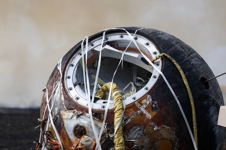 Посадка биоспутника «Бион-М» №2 с уникальным «экипажем»: фото и видео с места событий